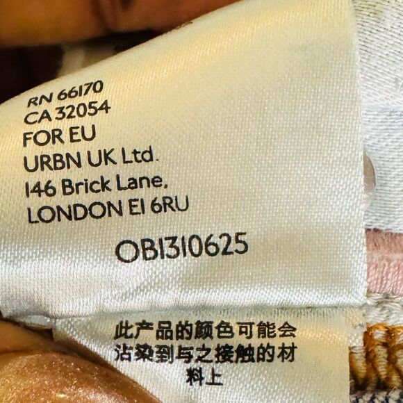 Pilcro The Slim Boyfriend Jeans Rainbow Embroidered Racing Stripe Size 29 - Picture 6 of 8